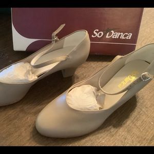 Character shoes, brand new!